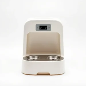 TinkerTail 6-Meal Digital Automatic Feeder 3L, professional studio product photo on a white background.